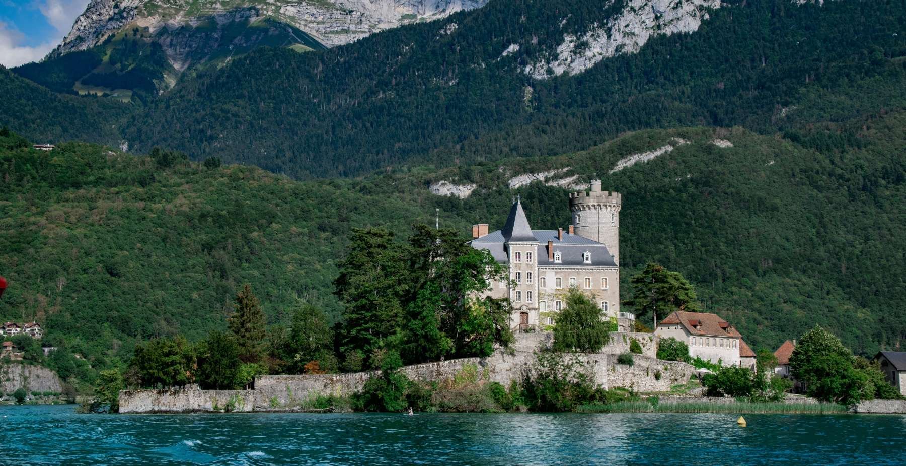 annecy camping car